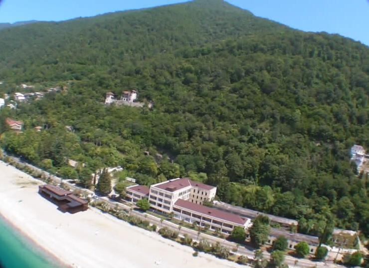 Hotel Continent ガグラ エクステリア 写真
